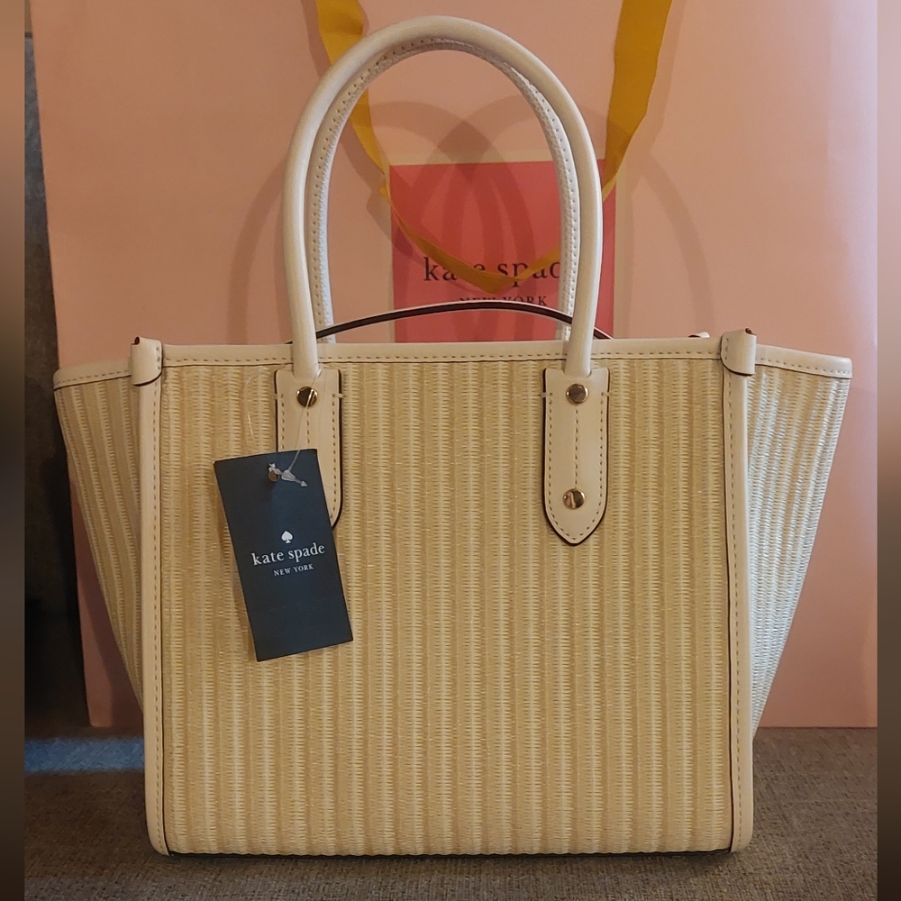 Kate Spade Ella Dottie Ladybug ๐ Small Straw Tote Crossbody - Picture 2 of 9